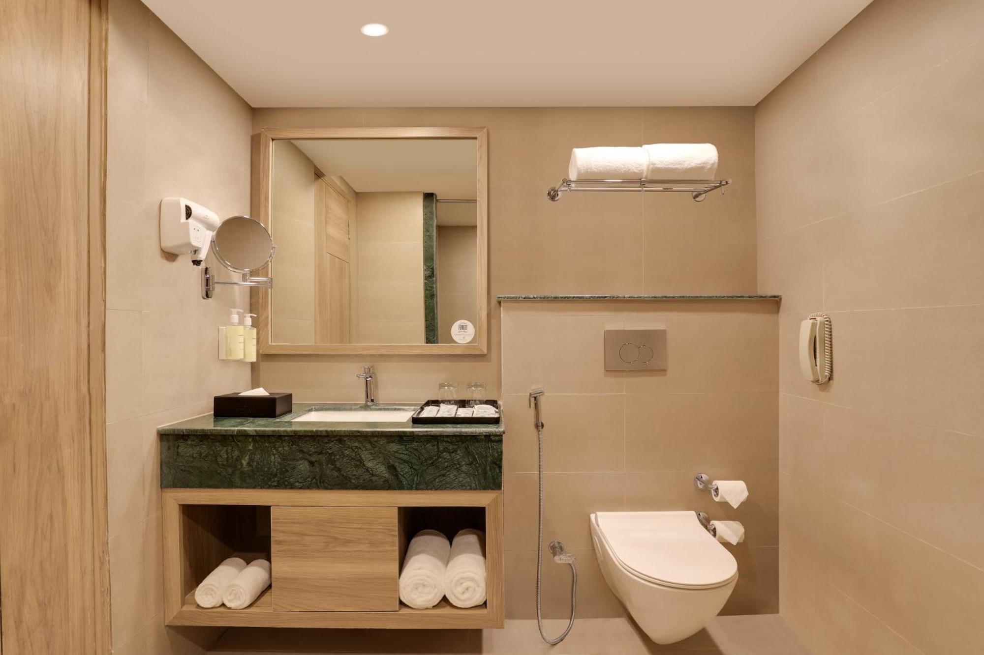 Lemon Tree Hotel, Rishīkesh 外观 照片